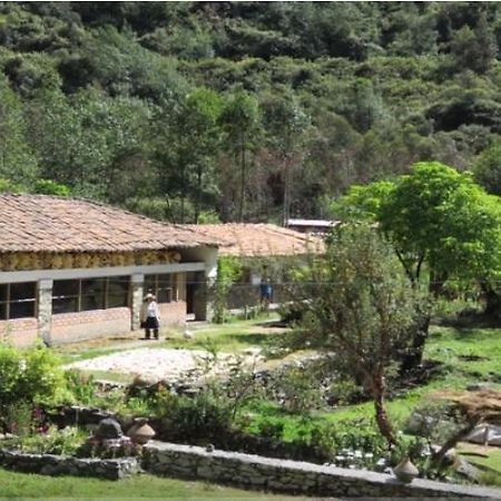 Hospedaje Illariy Yanama Esterno foto
