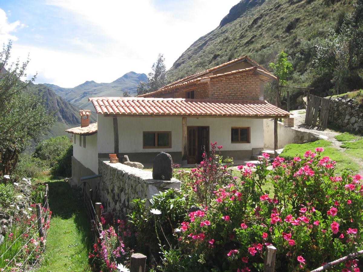 Hospedaje Illariy Yanama Esterno foto