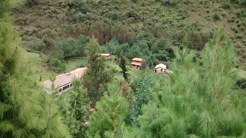 Hospedaje Illariy Yanama Esterno foto