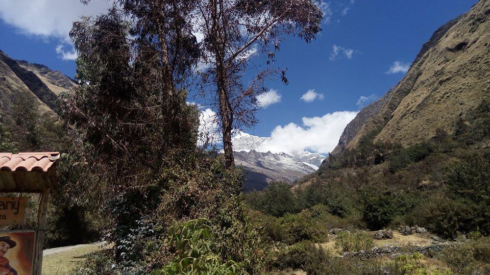 Hospedaje Illariy Yanama Esterno foto