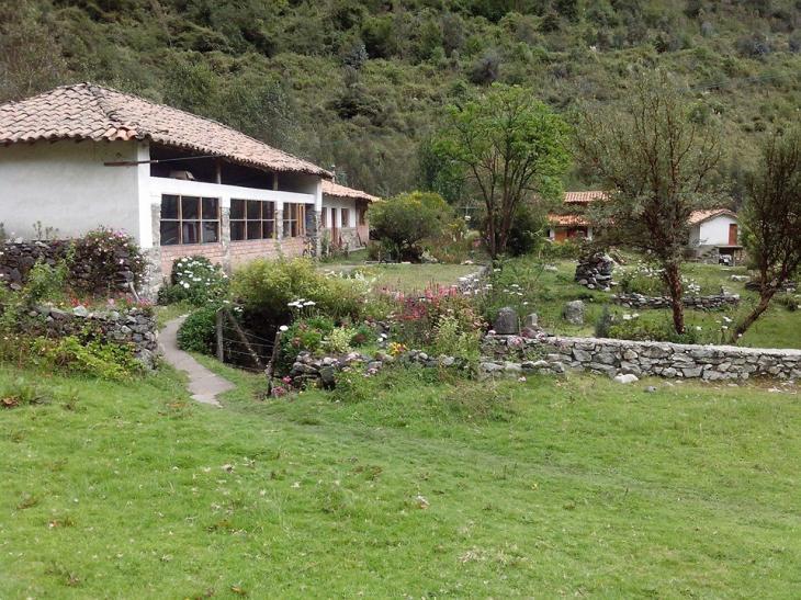 Hospedaje Illariy Yanama Esterno foto