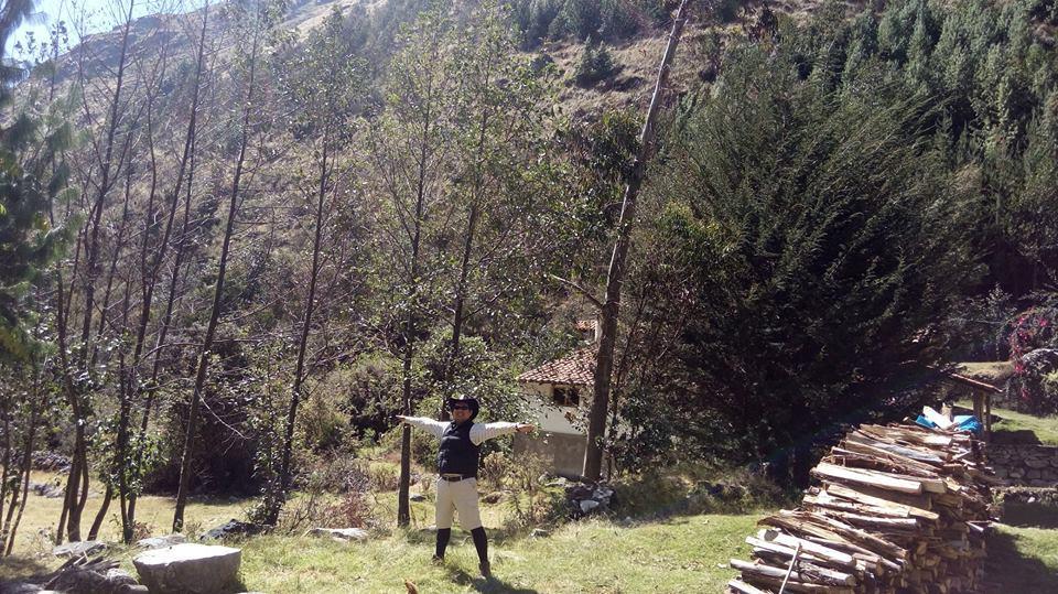 Hospedaje Illariy Yanama Esterno foto